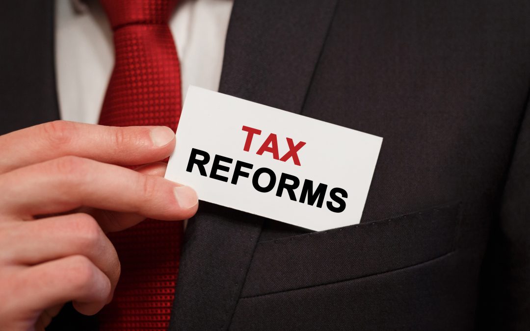 Top Econ Model Predicts Tax Cut Will Boost the Economy